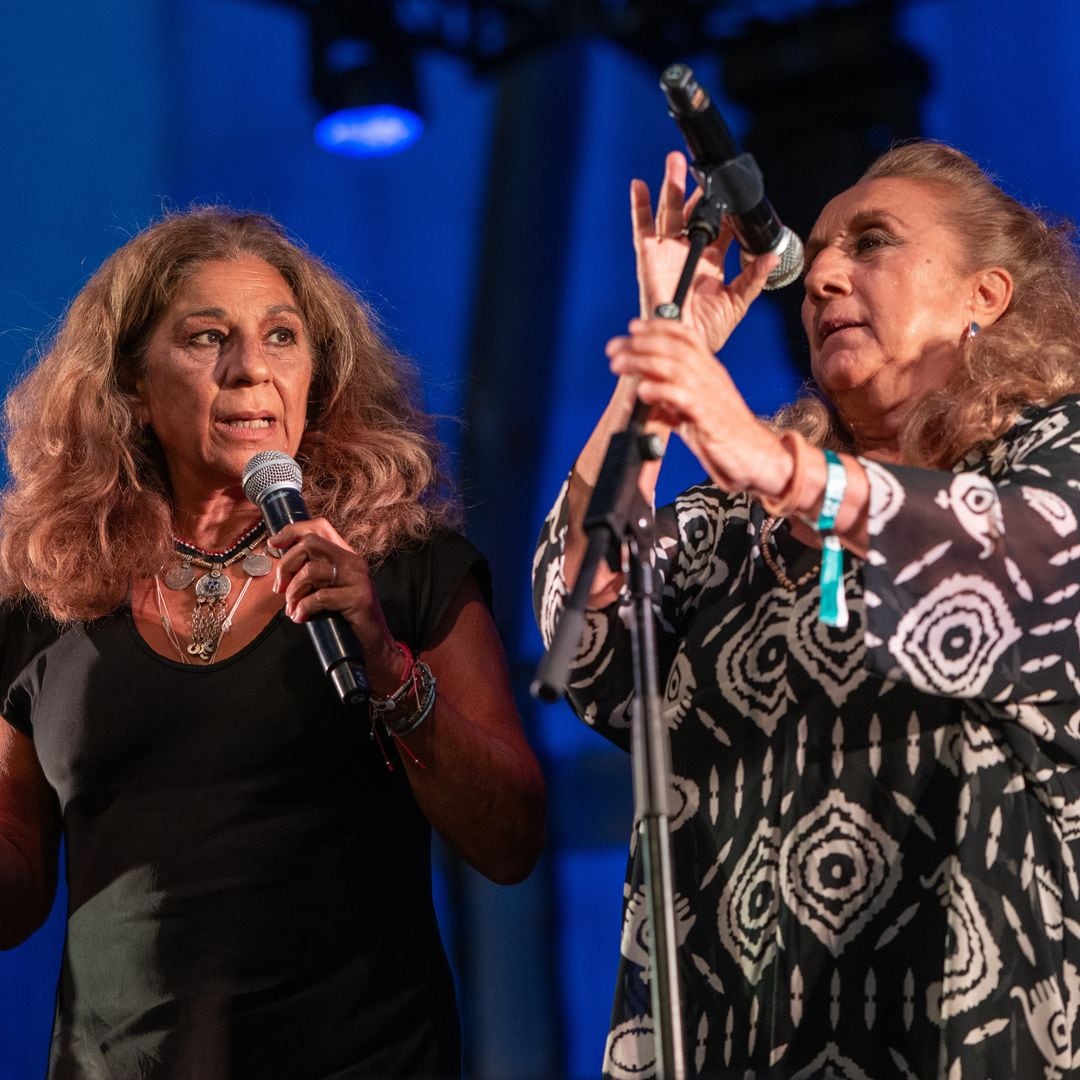 Lolita canta con su hermana Antonia, la más desconocida del clan, en un homenaje lleno de emoción a 'El Pescaílla'