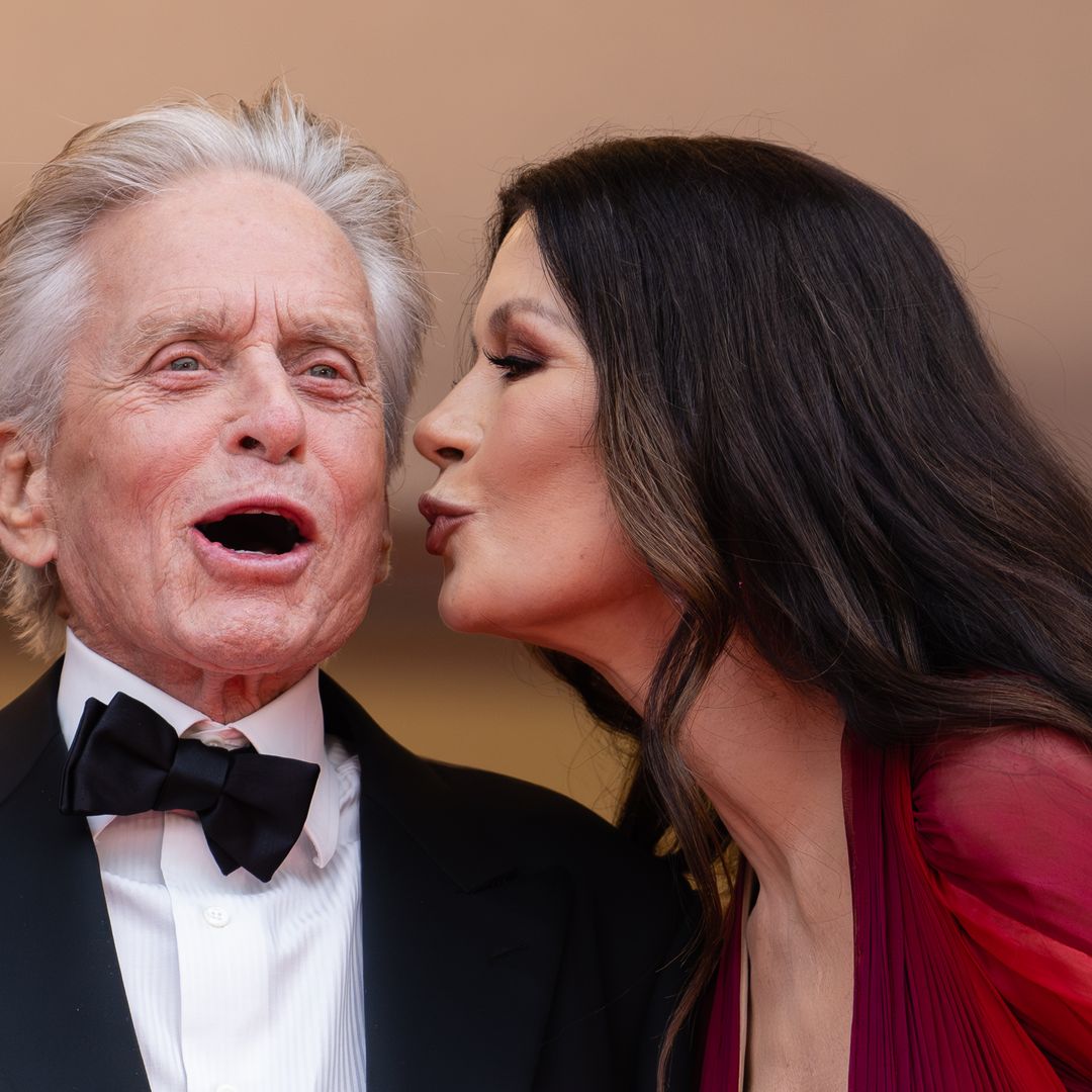 Las explosivas memorias de Michael Douglas: 5 amantes, desintoxicaciones y la llamada que salvó su matrimonio con Catherine Zeta-Jones