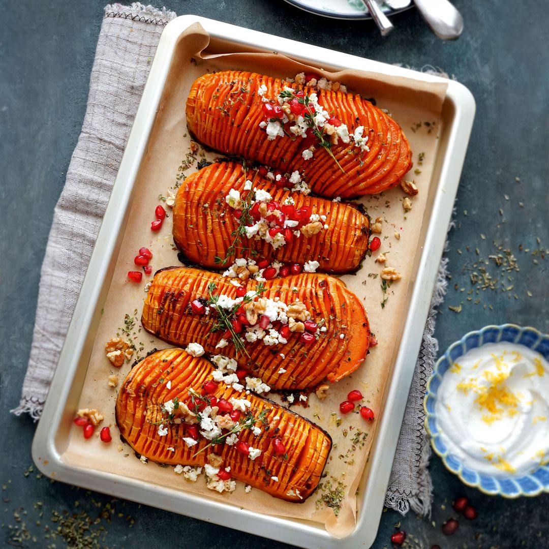 Calabaza hasselback con miel y mostaza