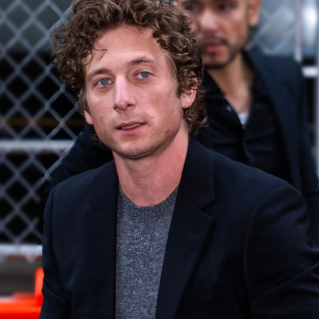 Quién es Jeremy Allen White, el actor de Hollywood con el que ha sido vista Rosalía