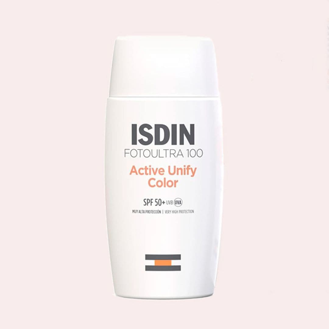 LA MEJOR CREMA PARA MANCHAS EN LA CARA PARA USAR EN VERANO: FotoUltra 100 ISDIN Active Unify Color SPF 50+