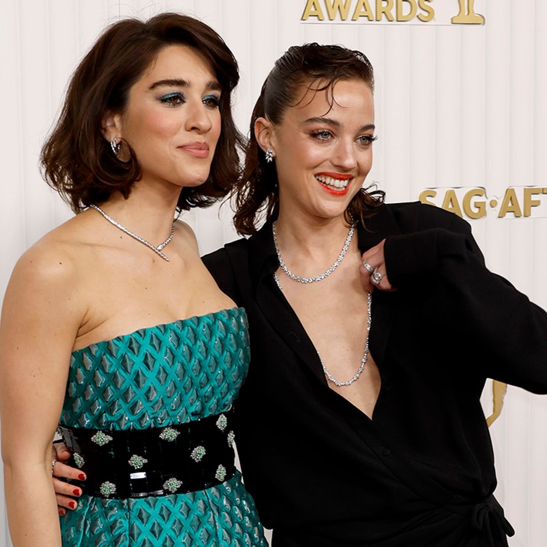 El peinado y el color de labios favoritos de las invitadas y otros looks espectaculares de los SAG Awards