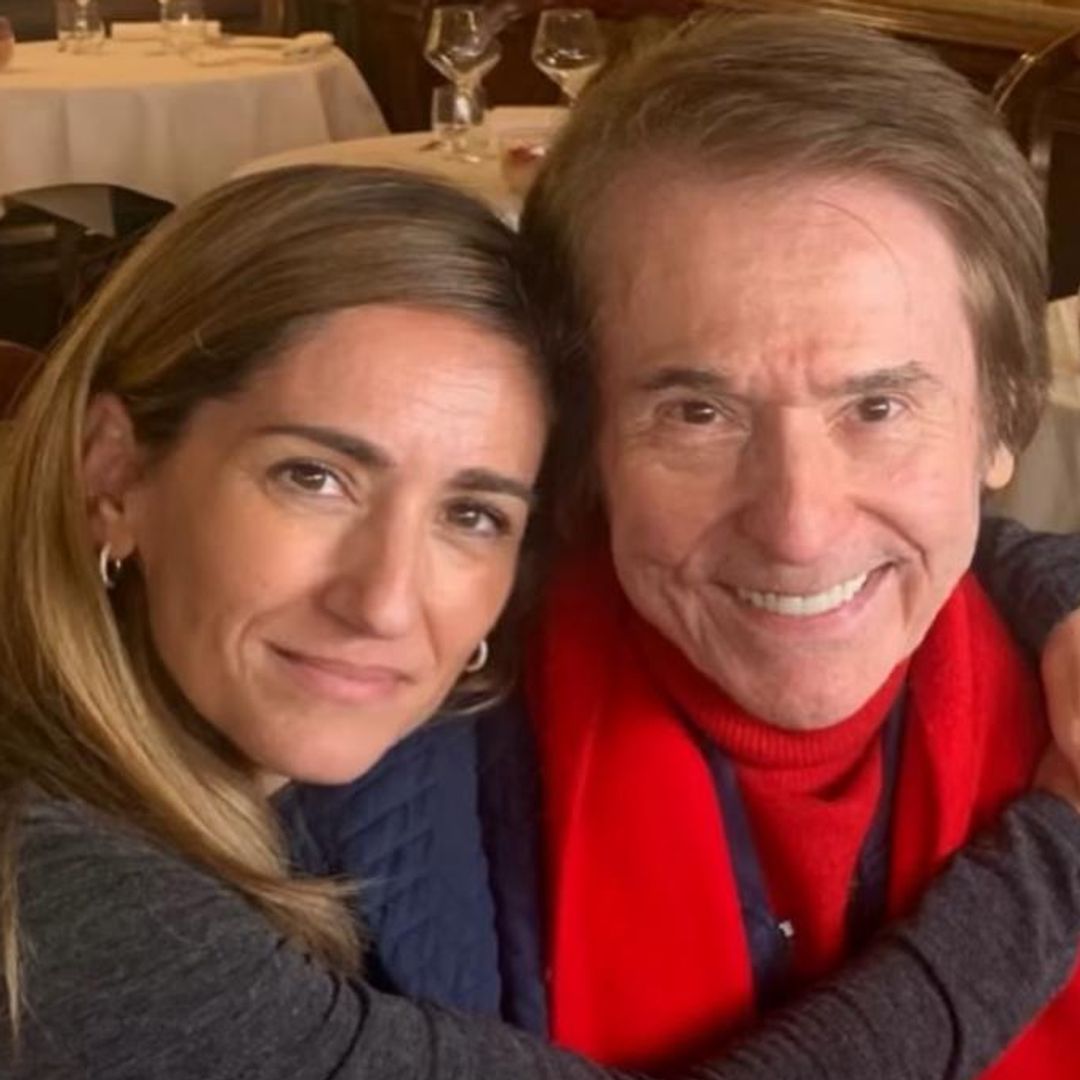 Raphael, más eterno que nunca en su 83 cumpleaños: la sorpresa de sus hijos y su nieta, una imagen del pasado y su gira por América
