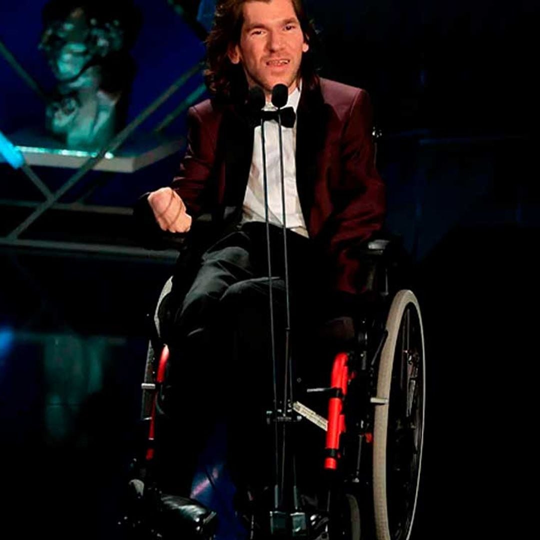 Telmo Irureta, uno de los grandes protagonistas de los Goya recibe el premio de manos de su tía