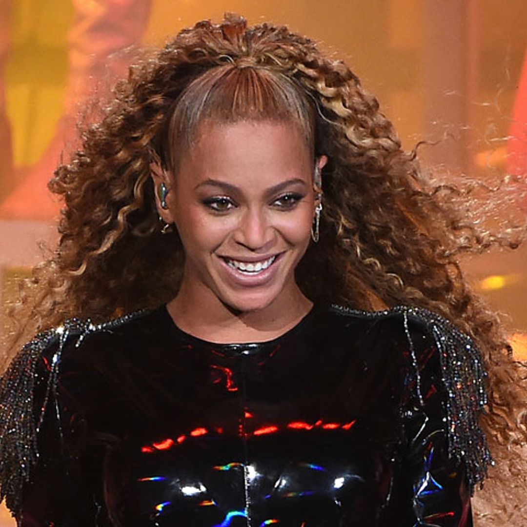 Beyoncé: oda al barroquismo de Versace en su último concierto