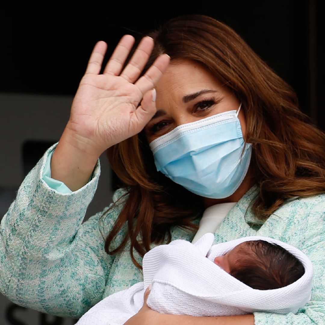 Paula Echevarría muestra a su nuevo y adorable compañero de viaje: su hijo Miguel