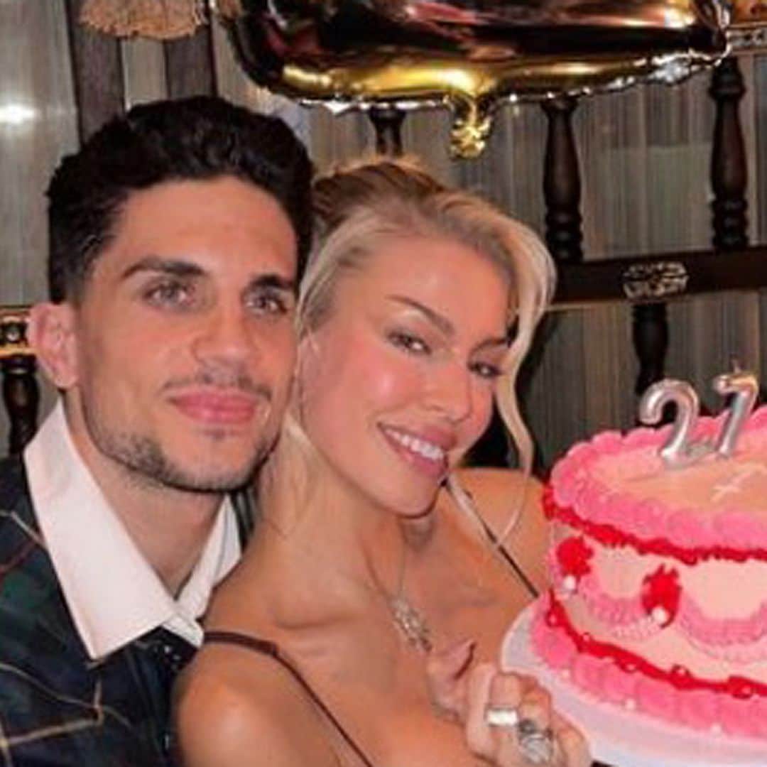 Jessica Goicoechea celebra su 27 cumpleaños con una tarta llena de corazones y la felicitación más romántica de Marc Bartra