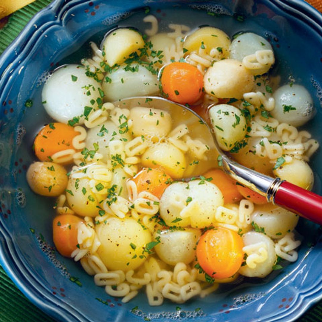 Sopa de letras con bolitas de la huerta