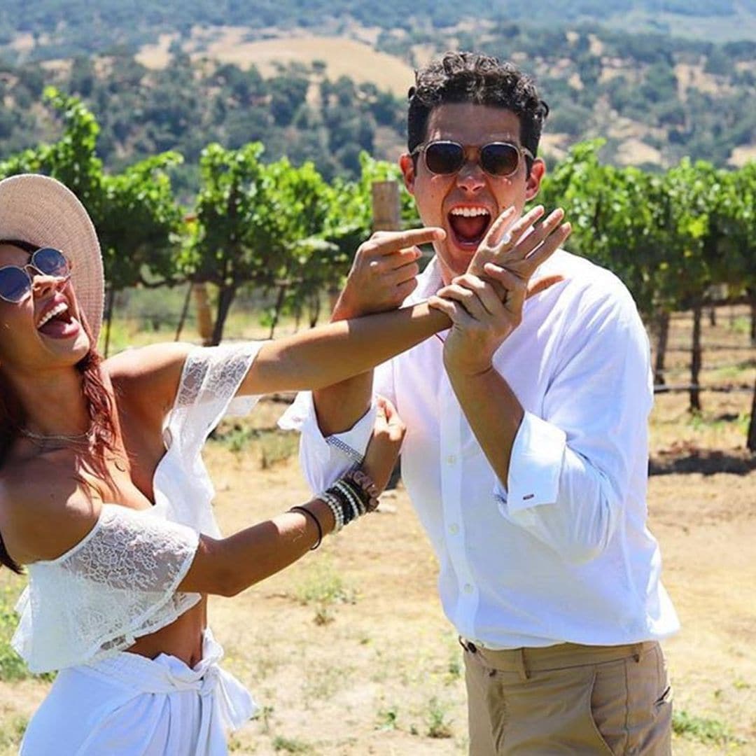 Sarah Hyland, actriz de 'Modern Family', celebra su ‘no boda’