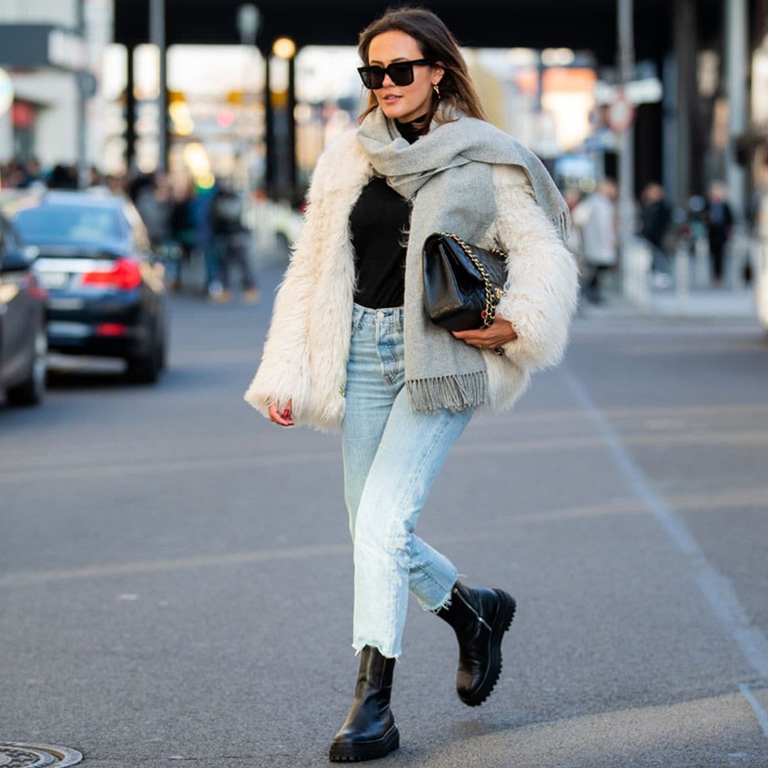 ¿Cansada de combinar siempre tus vaqueros con jersey negro? 15 looks que harán volar tu imaginación