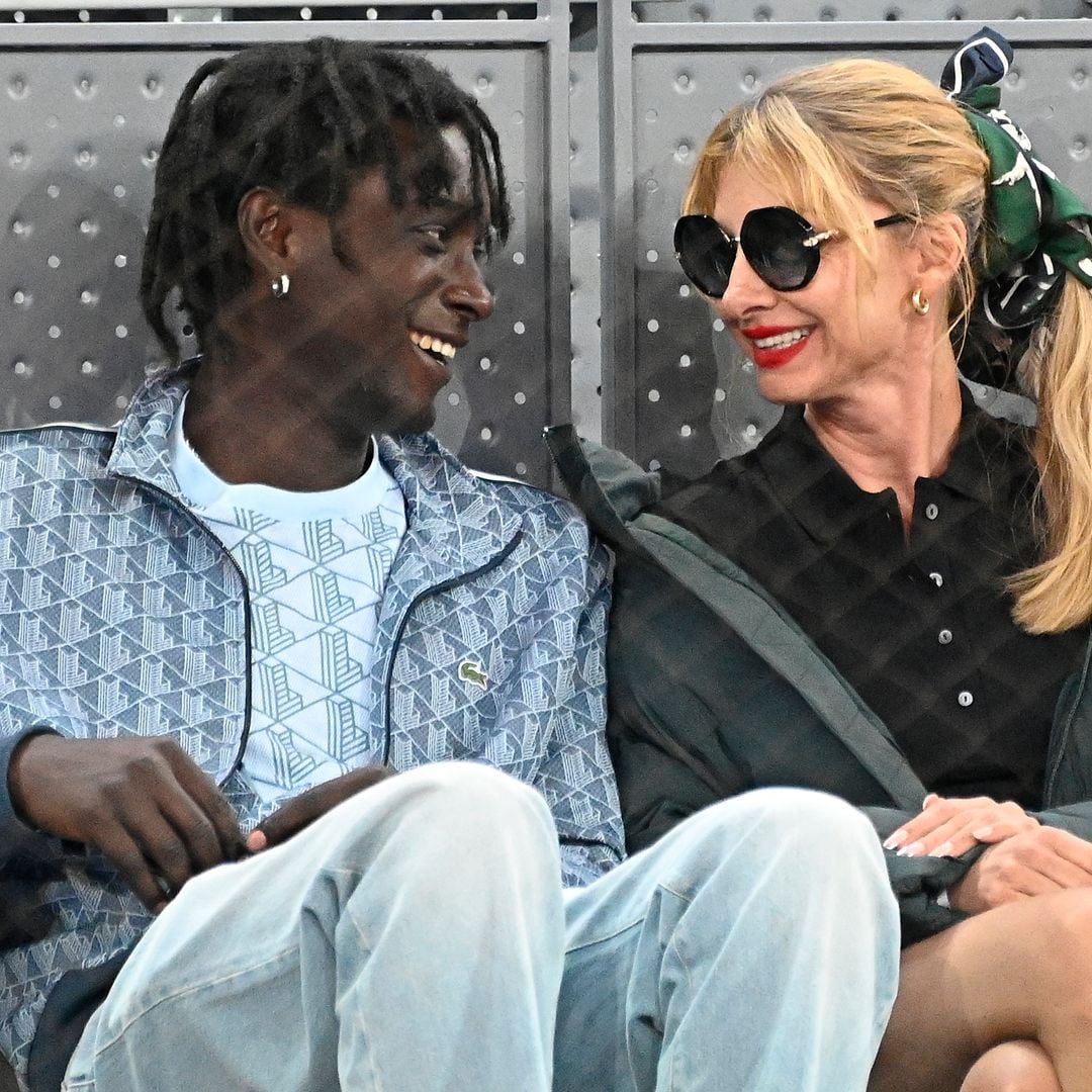 Najwa Nimri  y su novio, José Mendes Vieira, durante la final de dobles femenina en el Mutua Madrid Open de tenis, a 4 de mayo de 2025, en Madrid (España)

Francisco Guerra / Europa Press
TENIS;DEPORTE;GENTE
04/5/2025