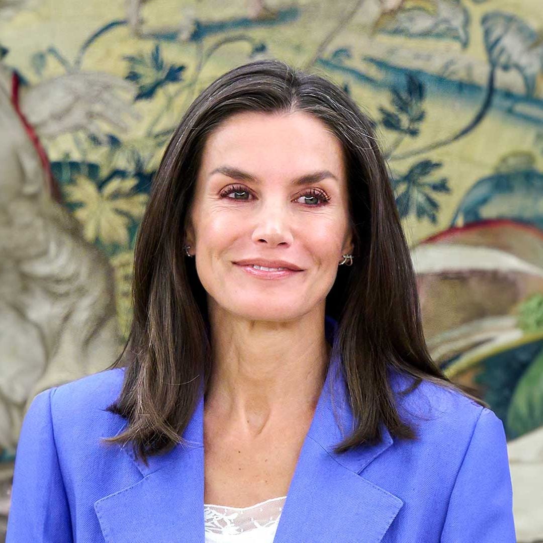 ¿Por qué Letizia no cambia de peinado? Los expertos explican las razones de su nuevo look favorito y más natural