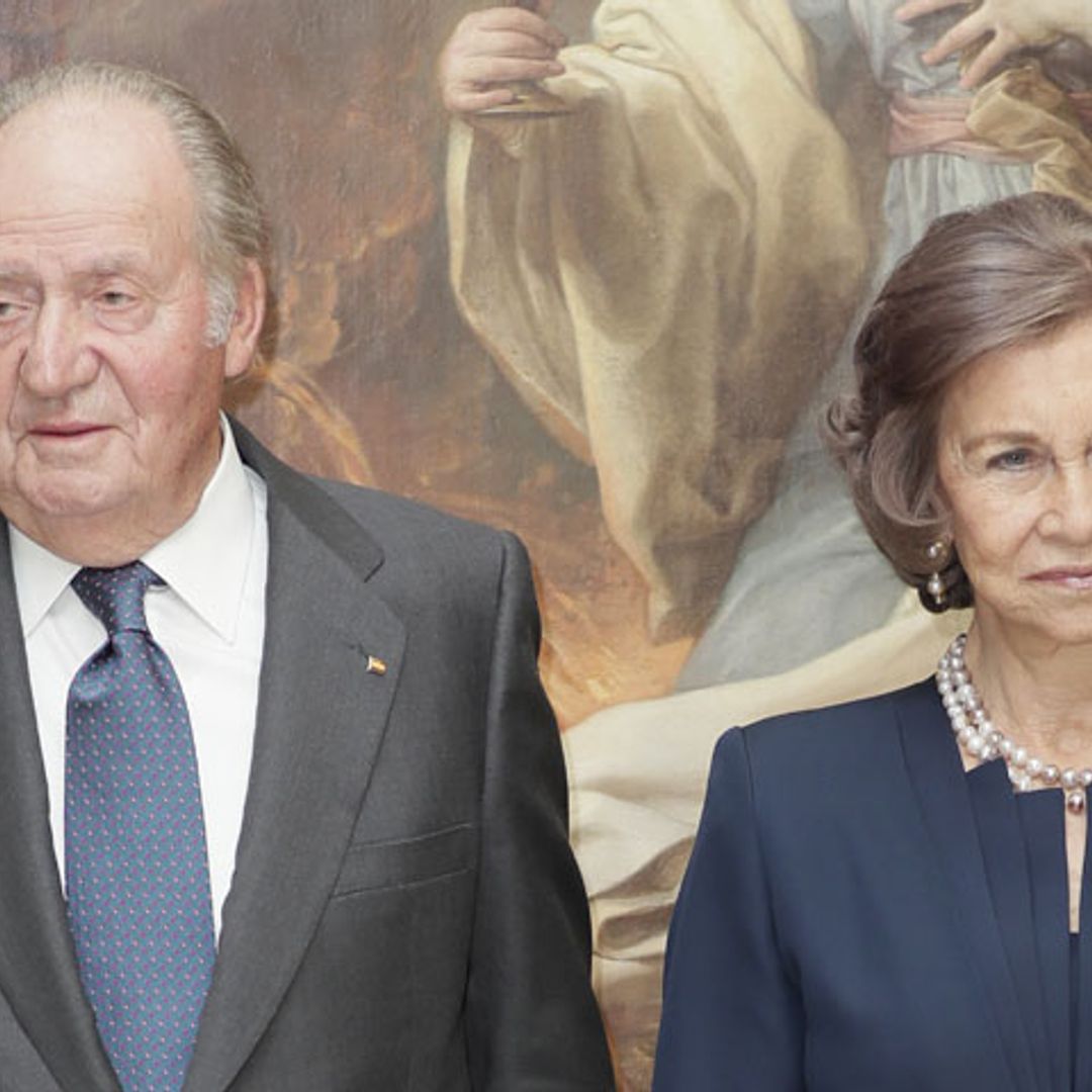 Los reyes Juan Carlos y Sofía entregan juntos la medalla de la Real Academia de Bellas Artes de San Fernando
