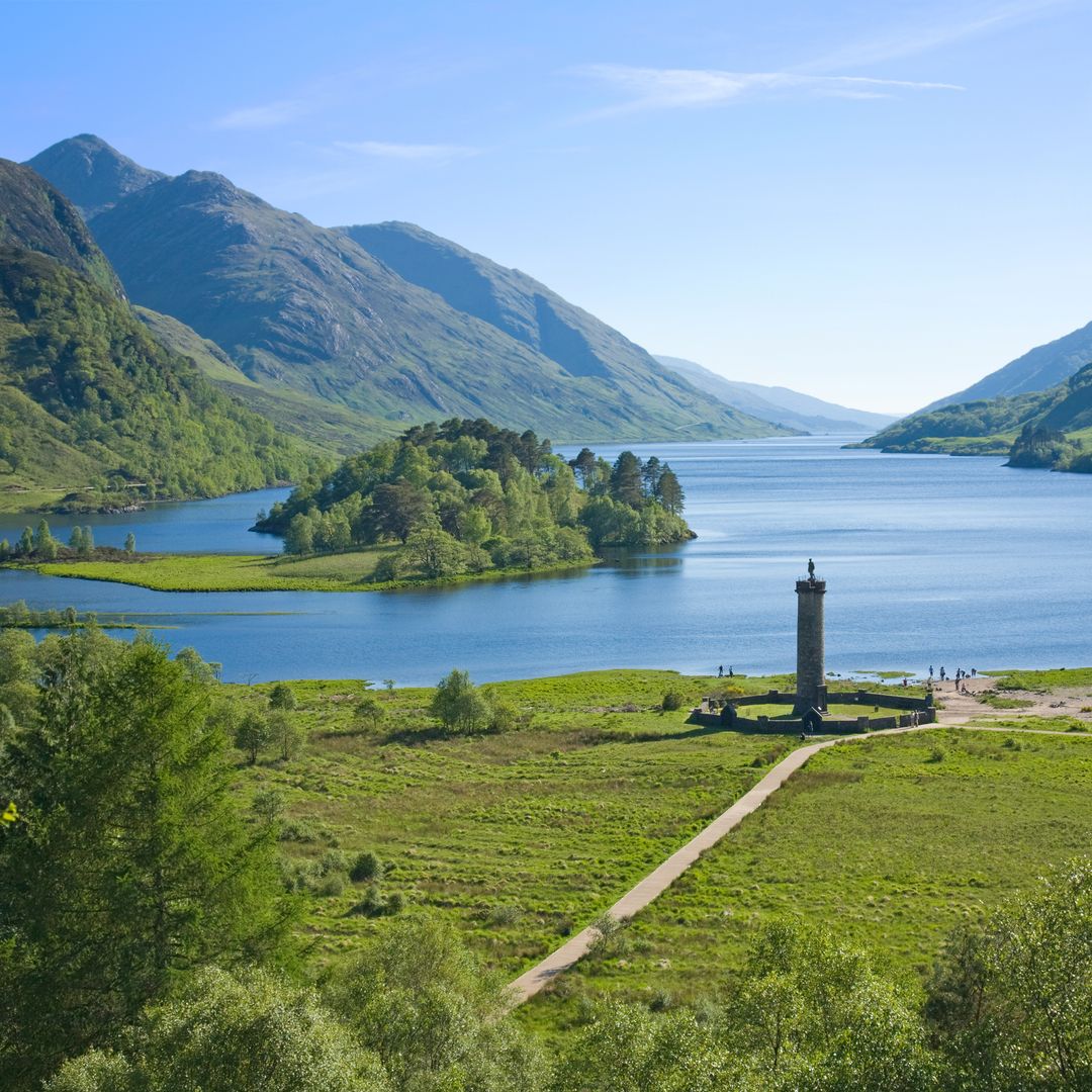 Memorial de los Jacobites, Glenfinnan, Highlands, Escocia