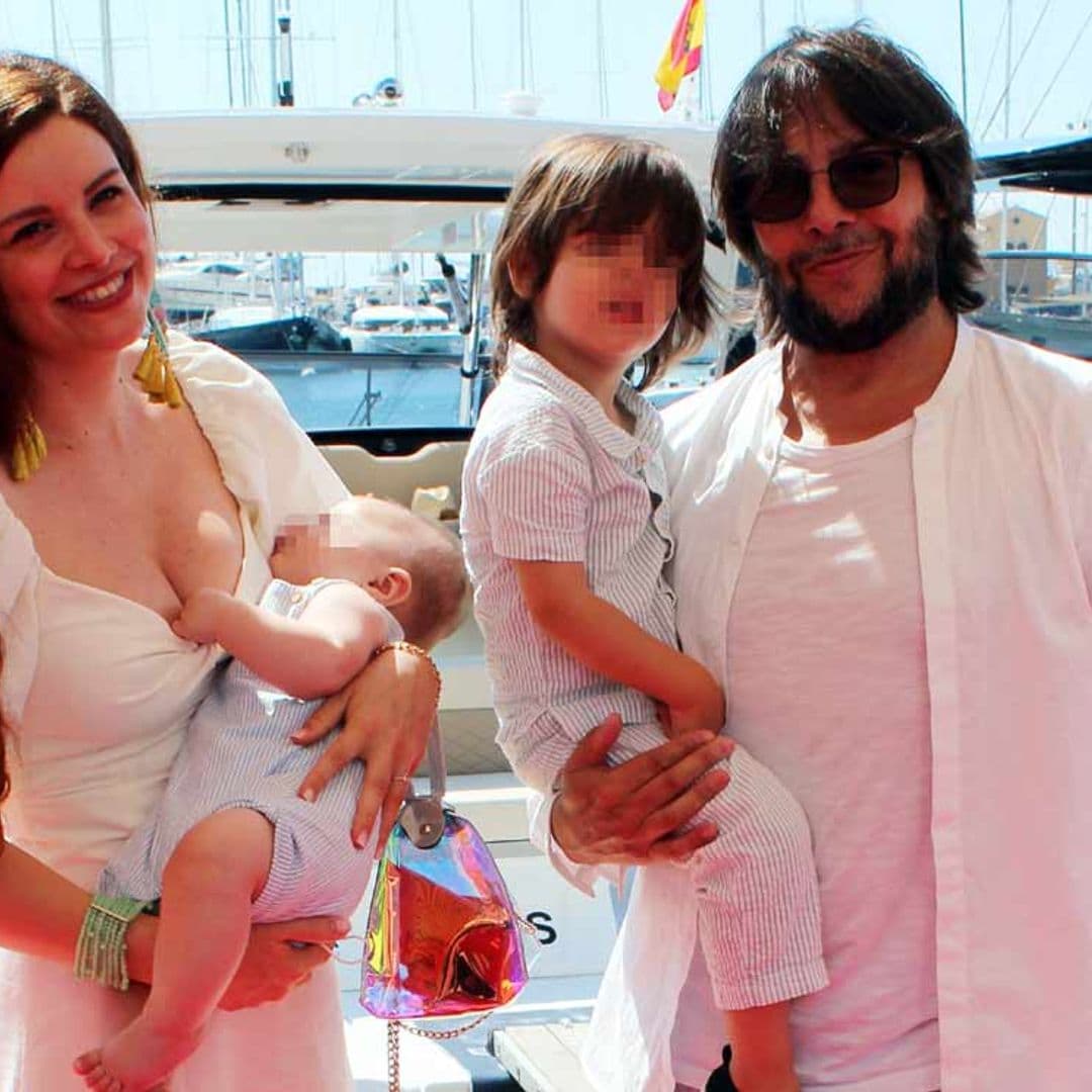 La felicidad de Joaquín Cortés y su familia en Mallorca tras el susto vivido con su hijo pequeño