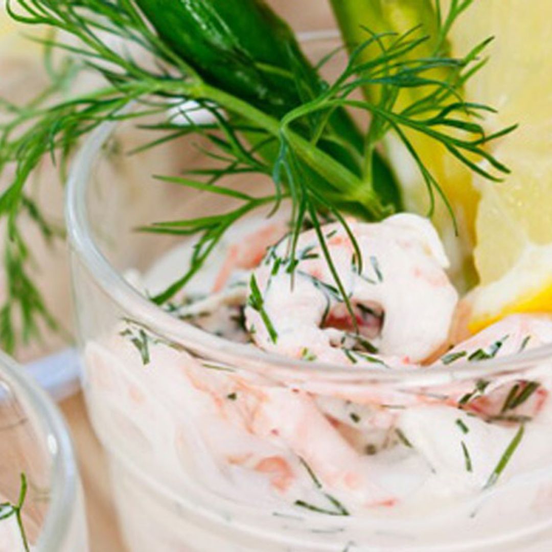 Cóctel de gambas con espárragos verdes