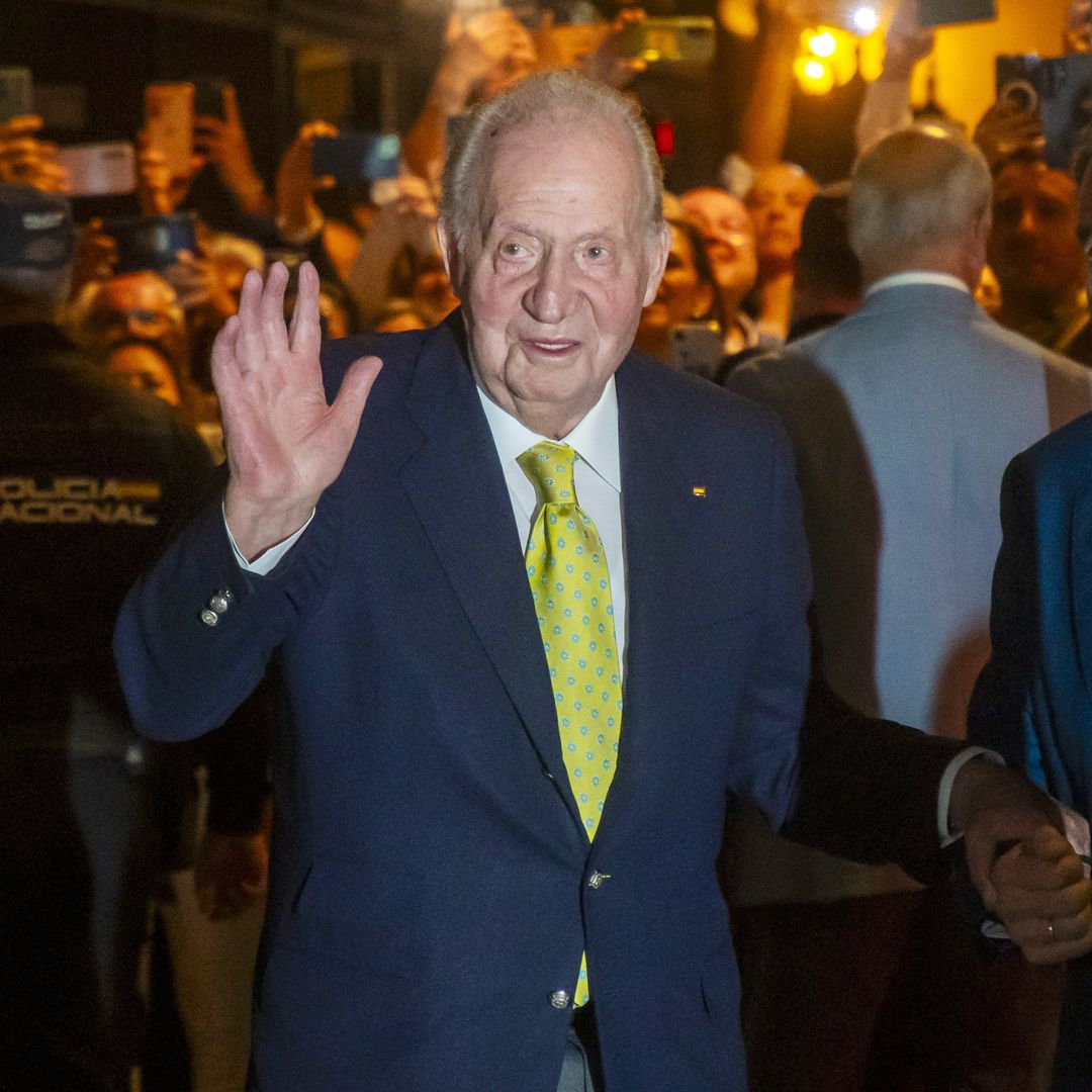 El rey Juan Carlos vuelve a Mallorca y se reencuentra con su familia: los detalles de su viaje sorpresa 8 años después
