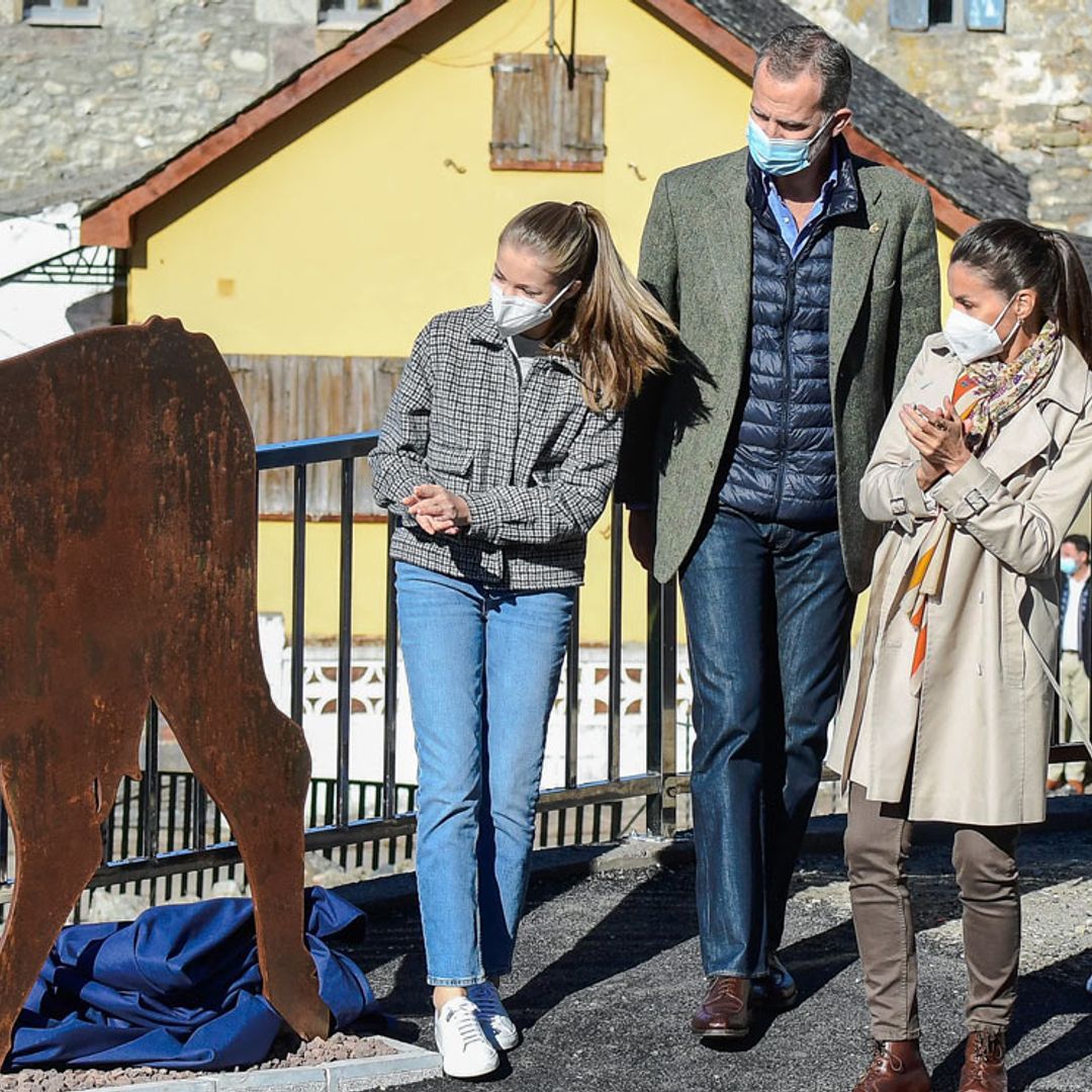 La princesa Leonor hace entrega a Santa María del Puerto del premio al Pueblo Ejemplar