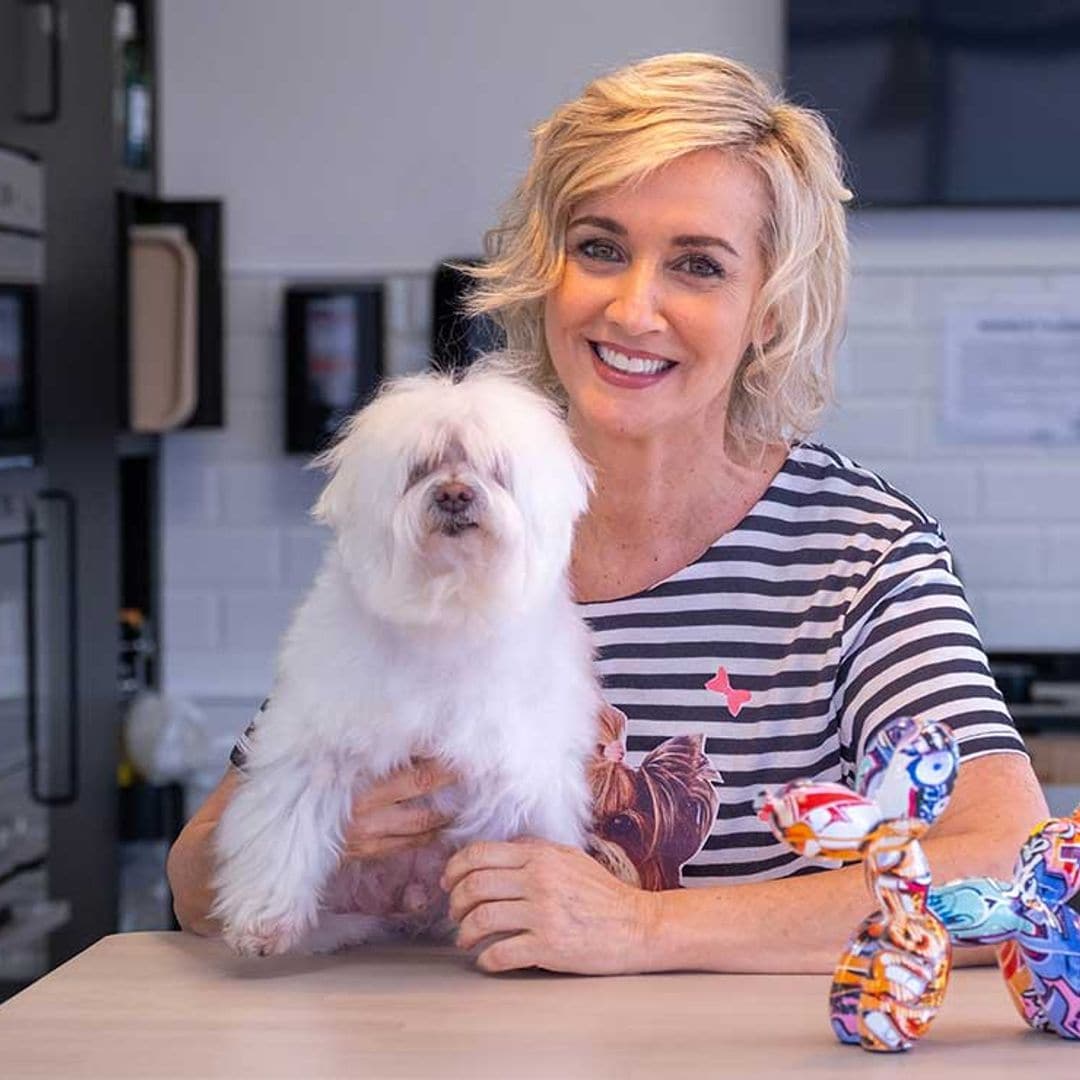 Mar Vega: 'Mi perro Miky me ayudó a superar un cáncer de mama. Hay muchos Mikys'