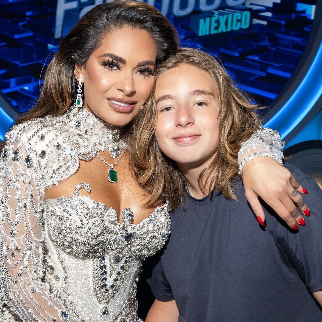 Galilea Montijo presume su noche de concierto junto a su novio y su hijo Mateo