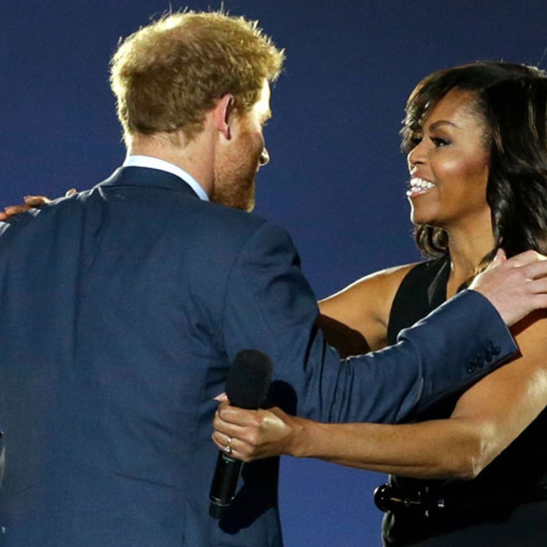Harry de Inglaterra inaugura orgulloso sus Juegos Invictus junto a Michelle Obama: 'Él es nuestro príncipe azul'