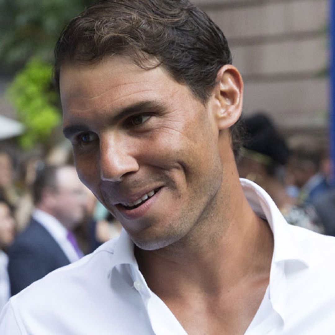 Rafa Nadal o cómo caerse al suelo sin perder el estilo… ¡ni la sonrisa!