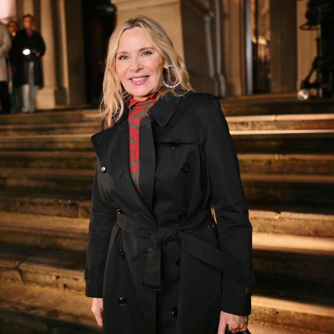 Kim Cattrall, actriz de 'Sexo en Nueva York’, da el 'sí, quiero' en una boda sorpresa con Russell Thomas y solo 12 invitados