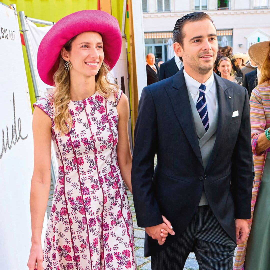 Mirko Sajonia-Coburgo presenta a su prometida, Marta Embid, ante Reyes y Príncipes en la gran boda real del verano