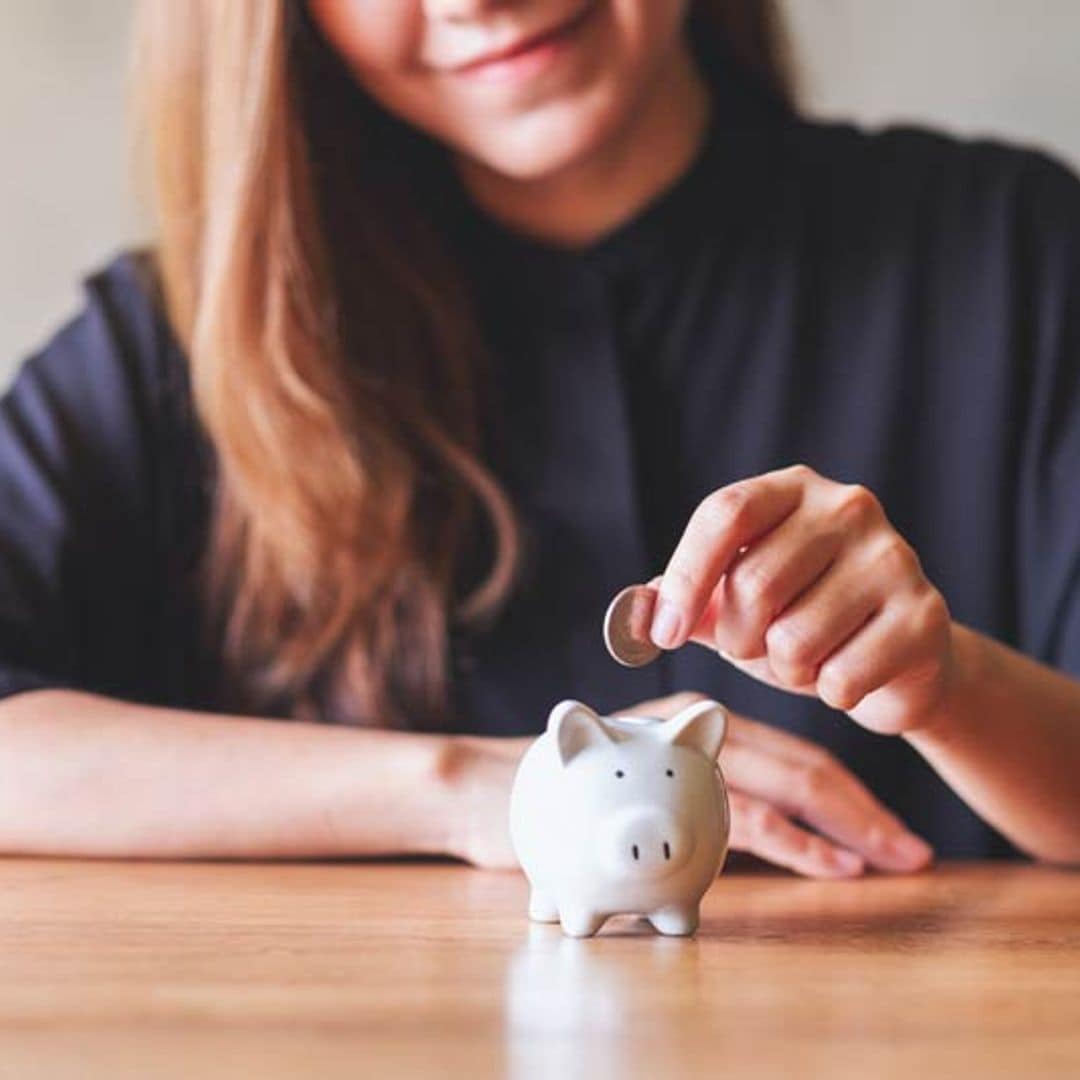 'Loud Budgeting', así funciona la nueva tendencia viral para ahorrar dinero en 2025 y que ya hacían nuestros abuelos