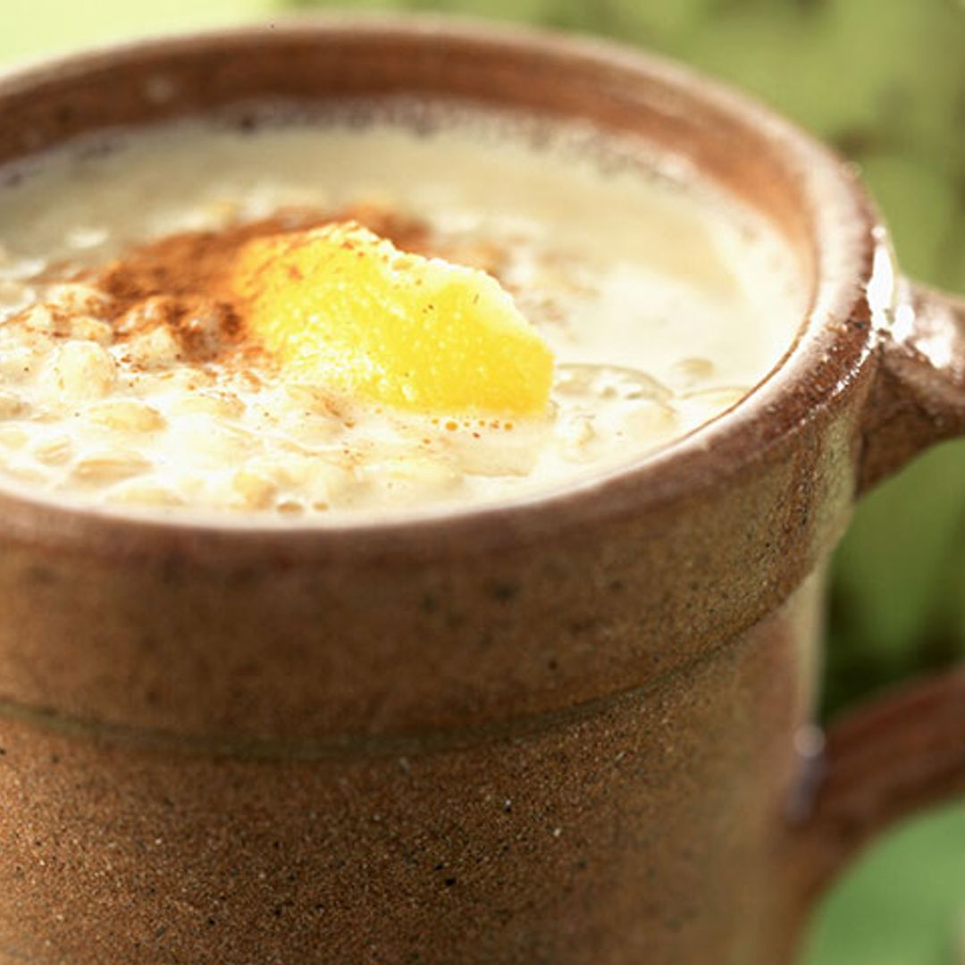 Avena con leche de chirimoya