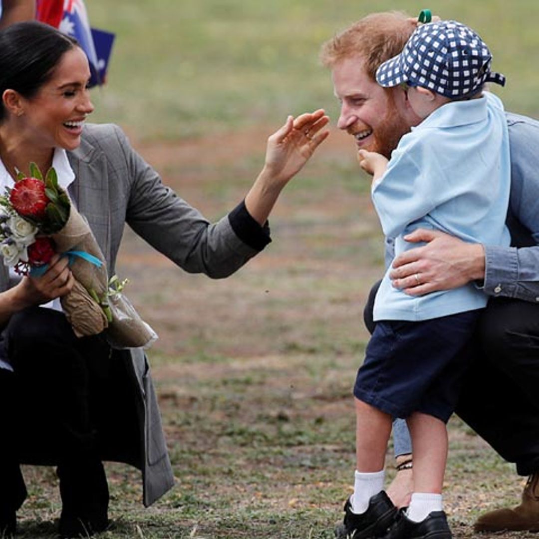 La ocurrencia del pequeño 'fan de Papá Noel' que hizo reír al príncipe Harry y la duquesa Meghan