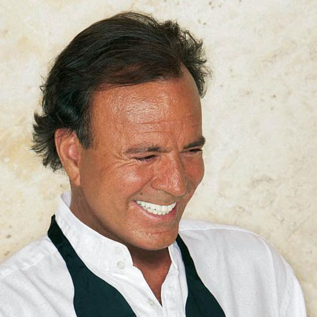Julio Iglesias se pronuncia sobre la ruptura de Isabel Preysler y Mario Vargas Llosa