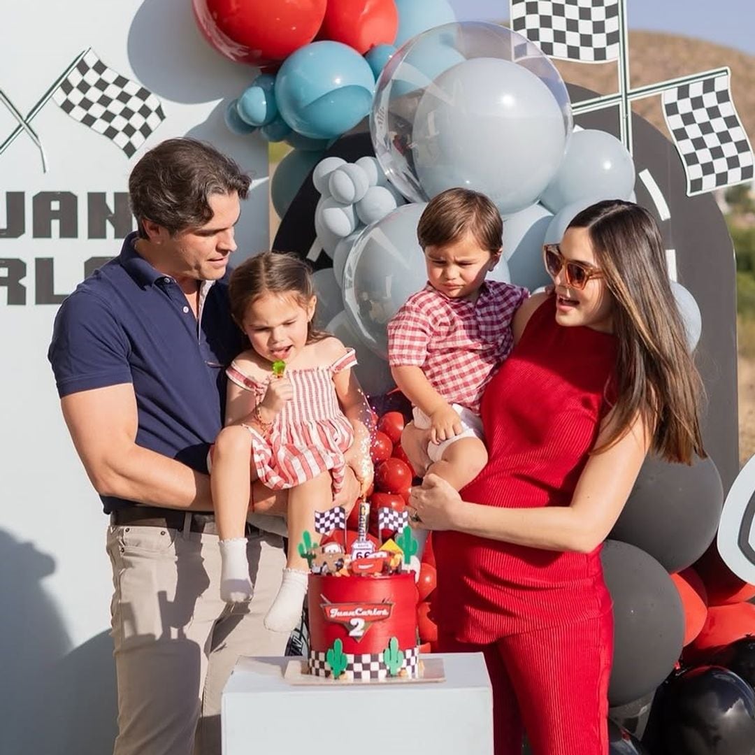 Ximena Navarrete celebra los 2 años de su hijo, en la recta final de su embarazo