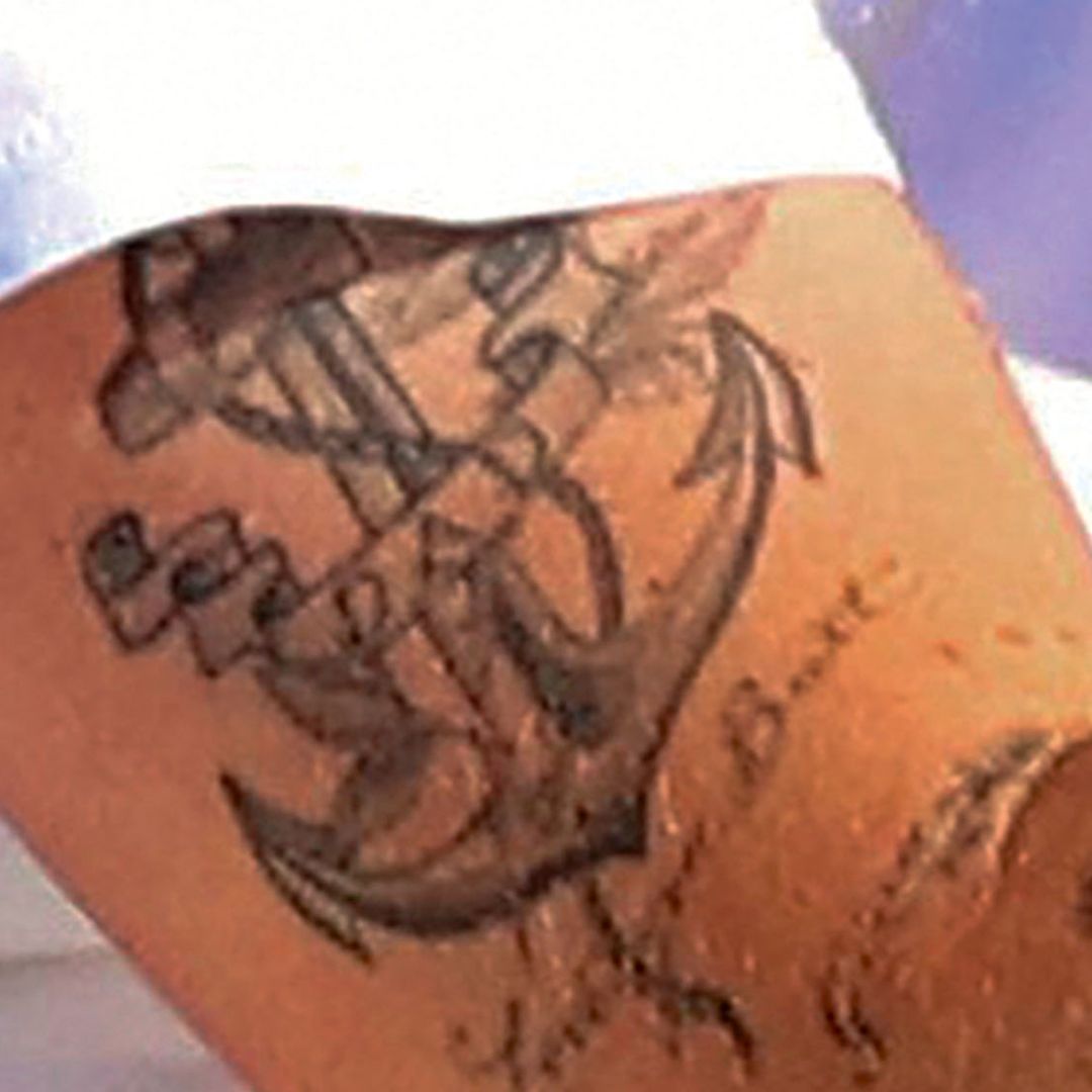 El tatuaje de Brooklyn Beckham, antes de ser borrado