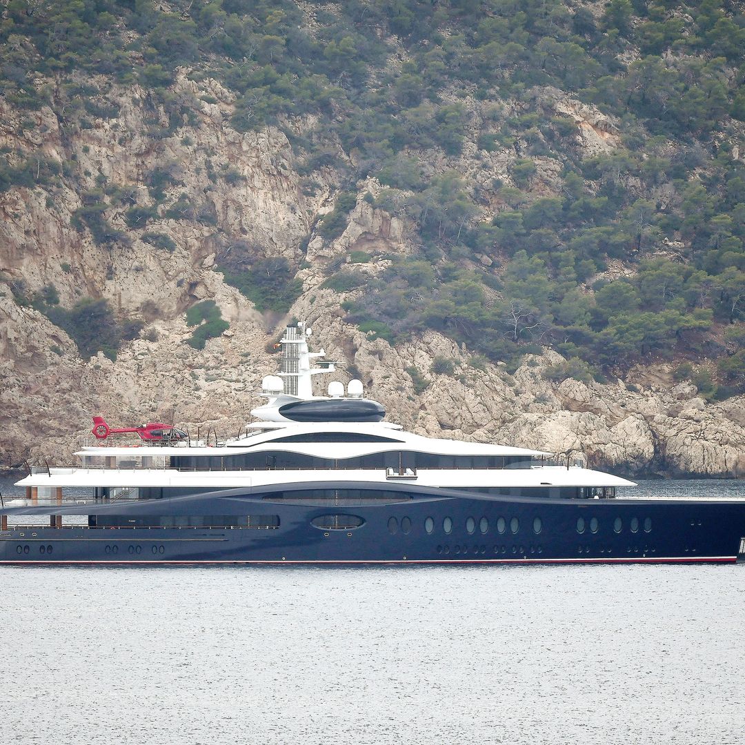 Así es el Launchpad, el yate de Mark Zuckerberg valorado en 300 millones de euros atracado en Gibraltar