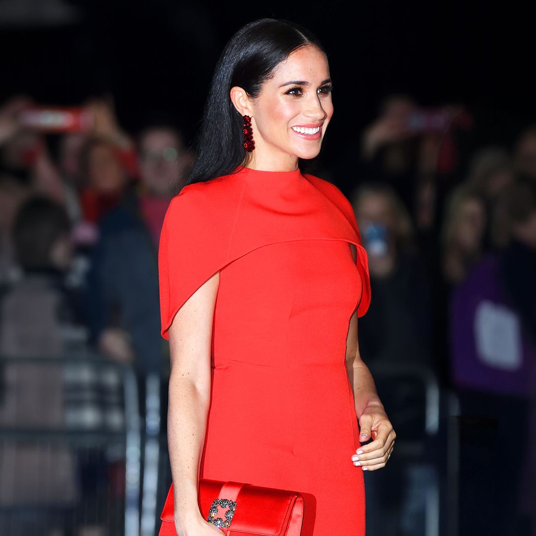 Un vestido de gala viral y 7 'royals' que lo eligieron para sus citas más importantes antes que Eléonore de Bélgica