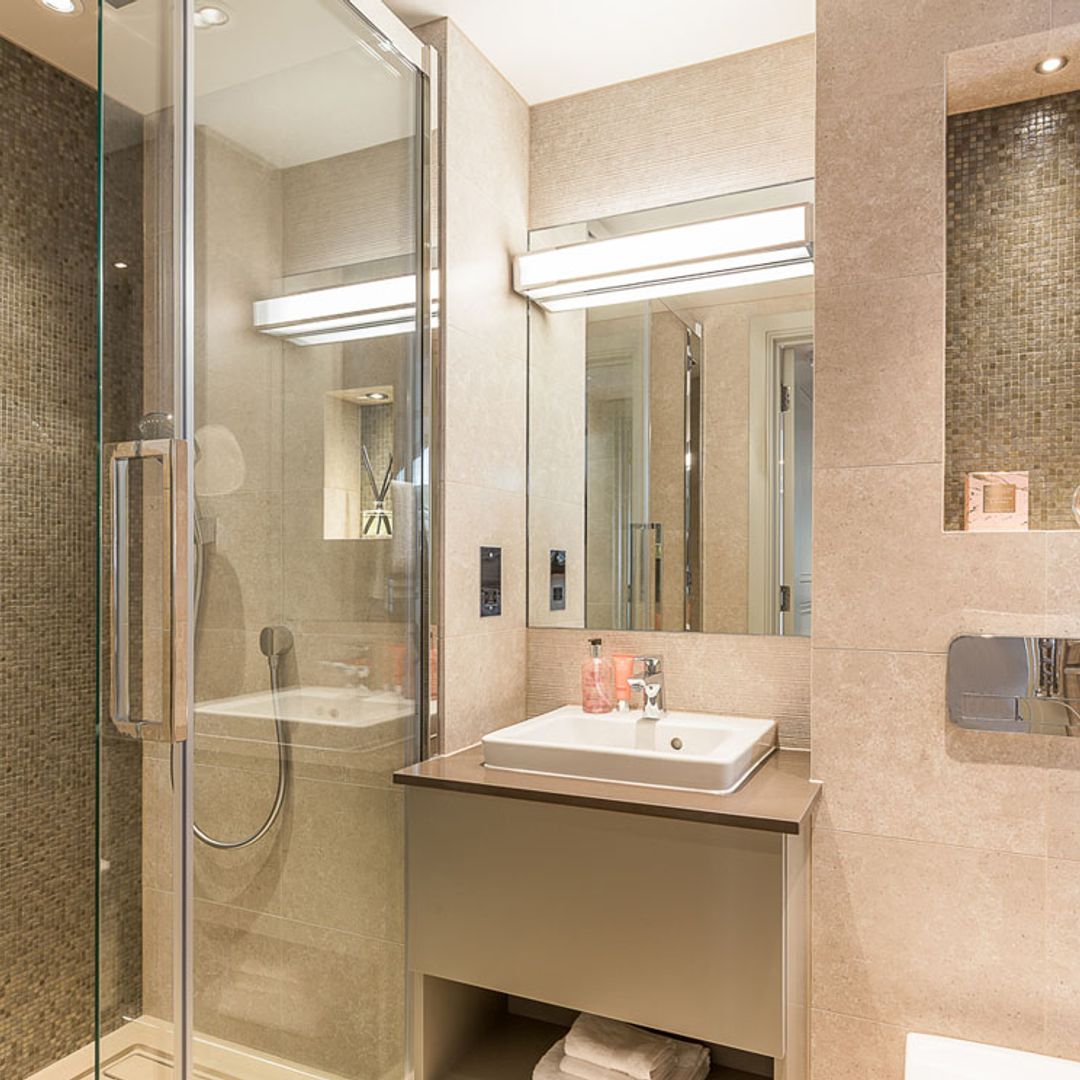 Lo que debes saber para iluminar de forma acertada el cuarto de baño