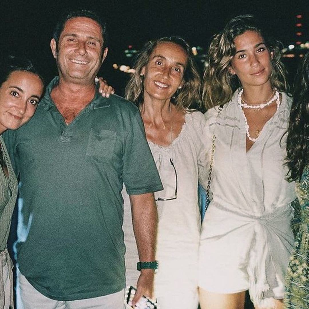 Las hermanas Pombo se despiden de su abuelo Luis