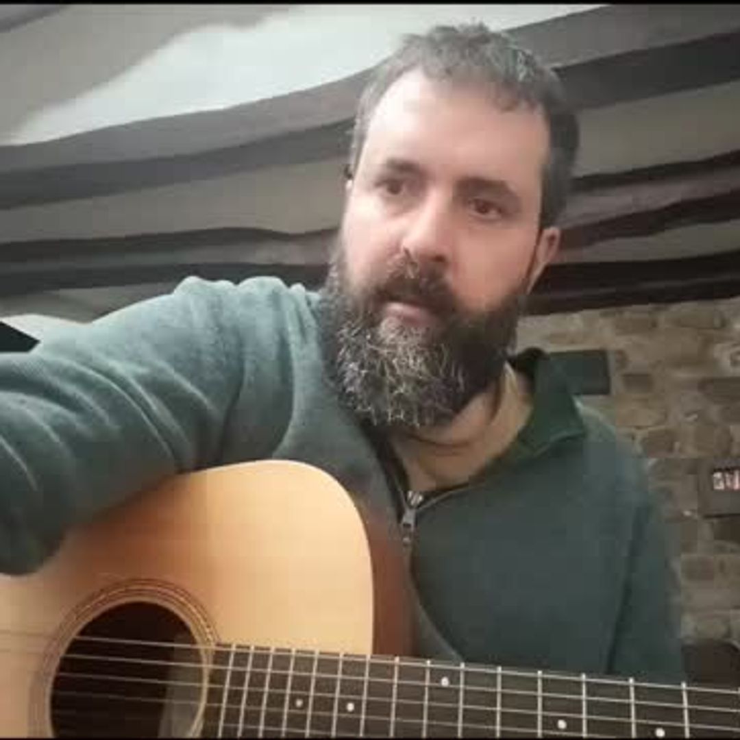 Muere Igor Arzuaga a los 50 años, el músico vasco que tocaba numerosos instrumentos y que también destacó como poeta y pintor
