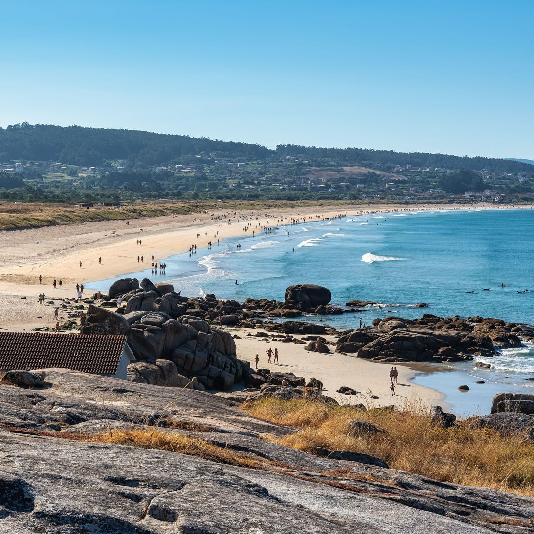 Playa de la Lanzada vista desde la península de O Grove, Pontevedra, Galicia