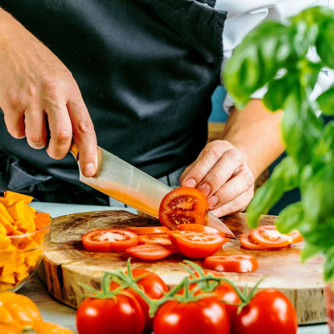 Estos son los 5 cuchillos básicos que no pueden faltar en tu cocina