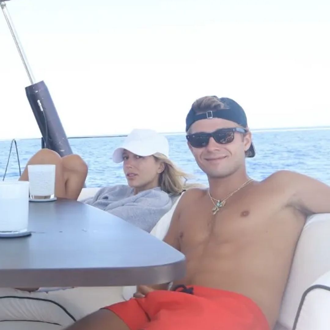 Olympia y Achileas de Grecia, inseparables en un yate de lujo: las fotos de su verano más exclusivo en alta mar