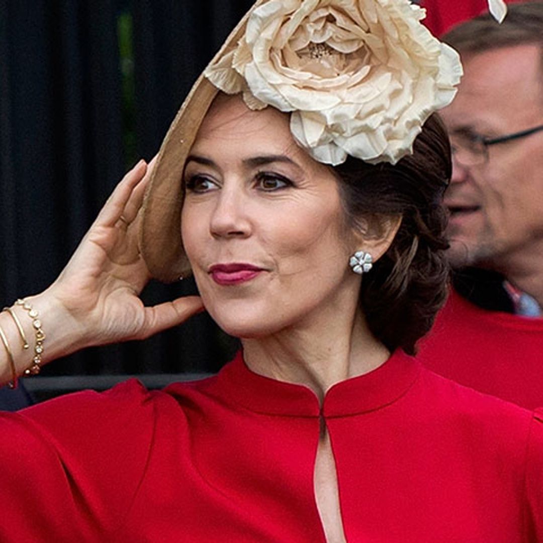 La princesa Mary enamora a los daneses al incluir la bandera del país en su último look