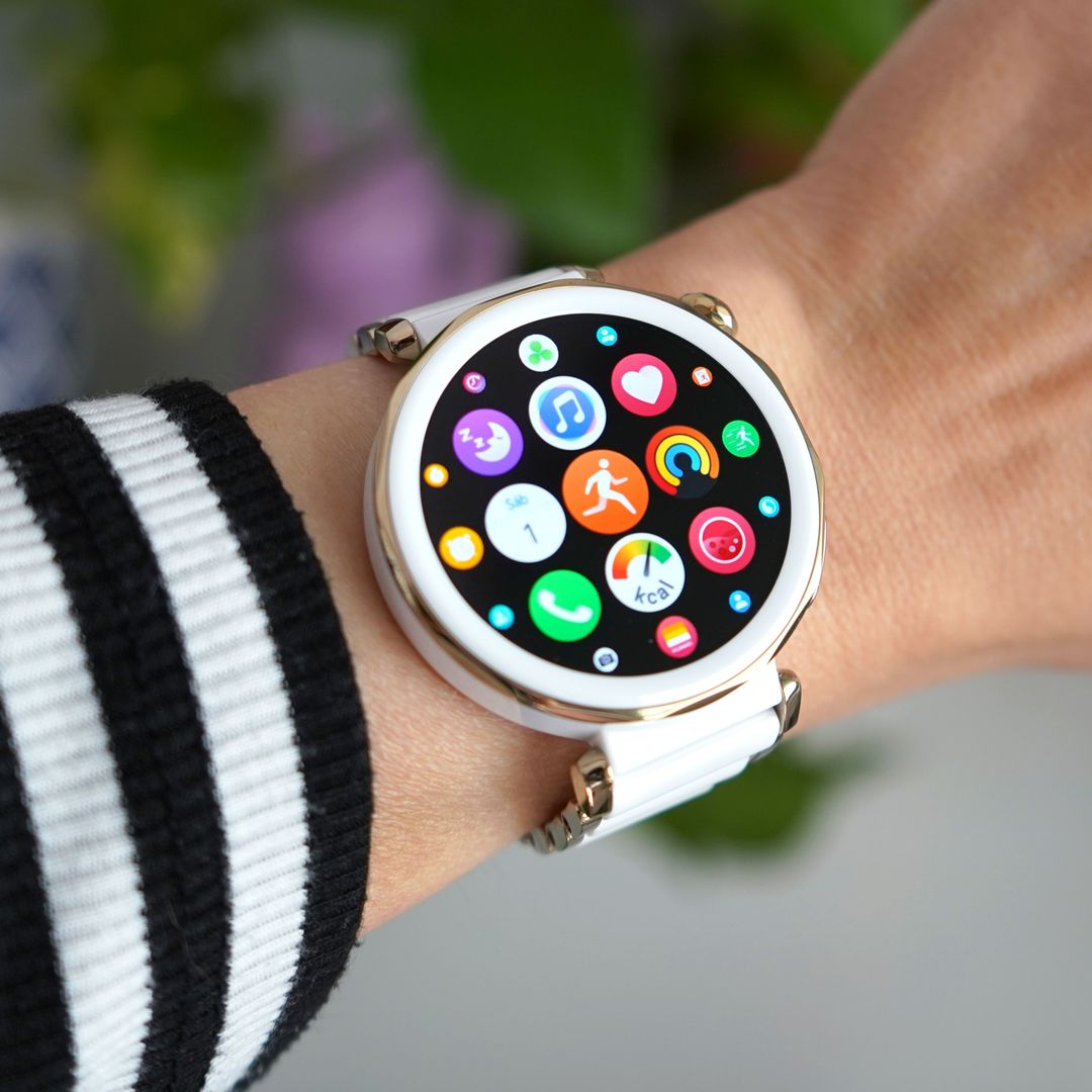 HUAWEI Watch GT 5 Pro: analizamos el reloj perfecto para las amantes de la moda y la tecnología