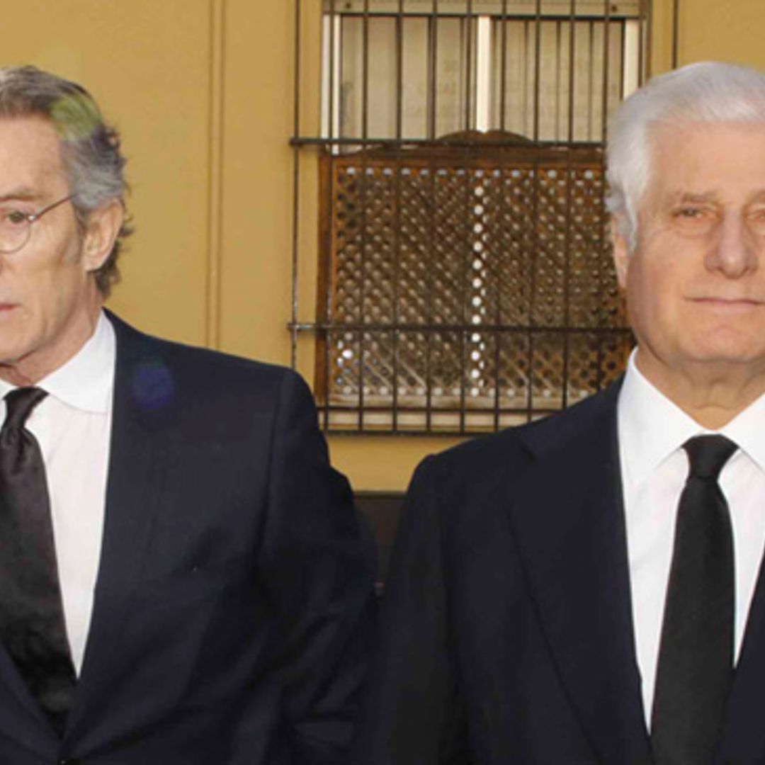 Destacadas ausencias en el funeral de doña Cayetana al que han asistido juntos el duque de Alba y Alfonso Diez