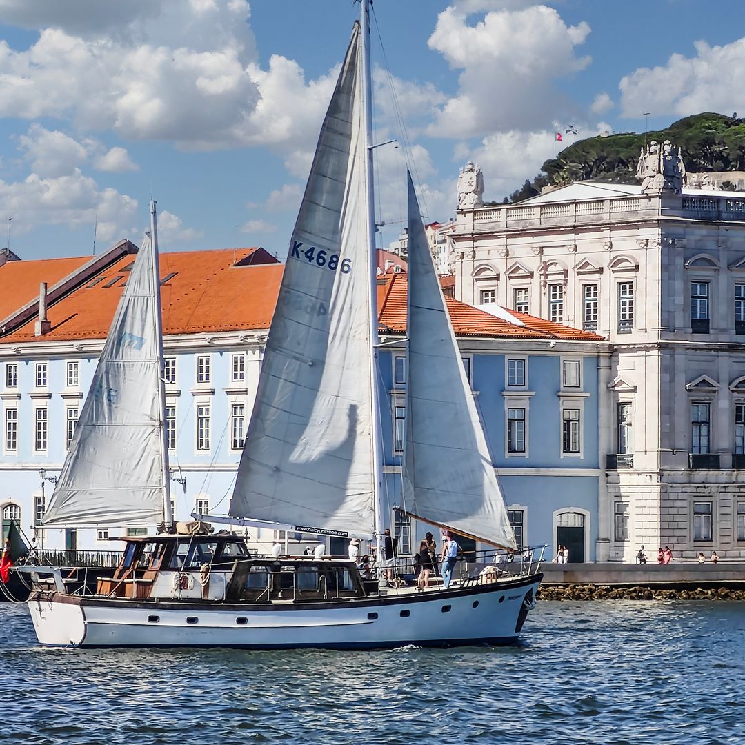 Lisboa como nunca la habías visto: tres experiencias inolvidables para descubrir la ciudad desde el Tajo