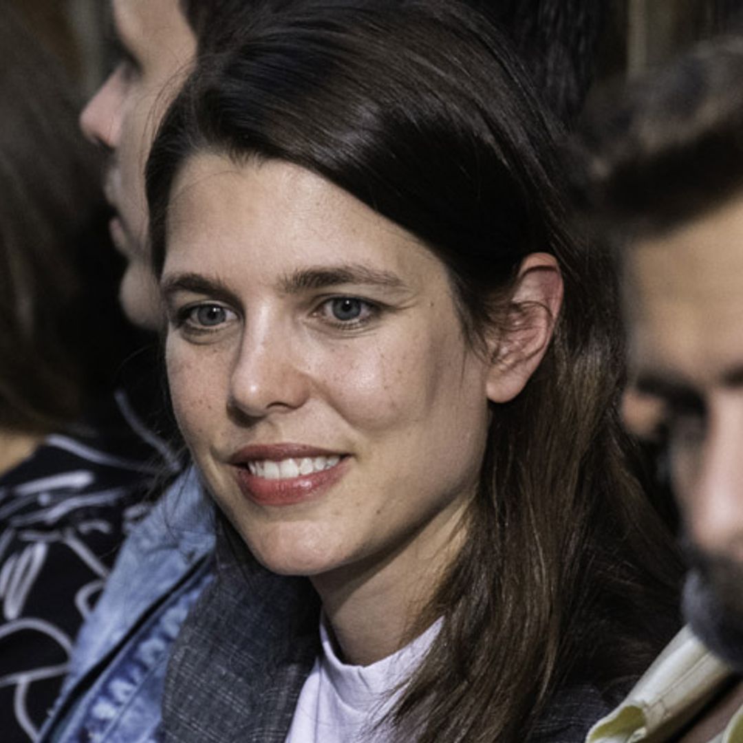 El look con mensaje de Carlota Casiraghi en apoyo al nuevo proyecto de Pauline Ducruet