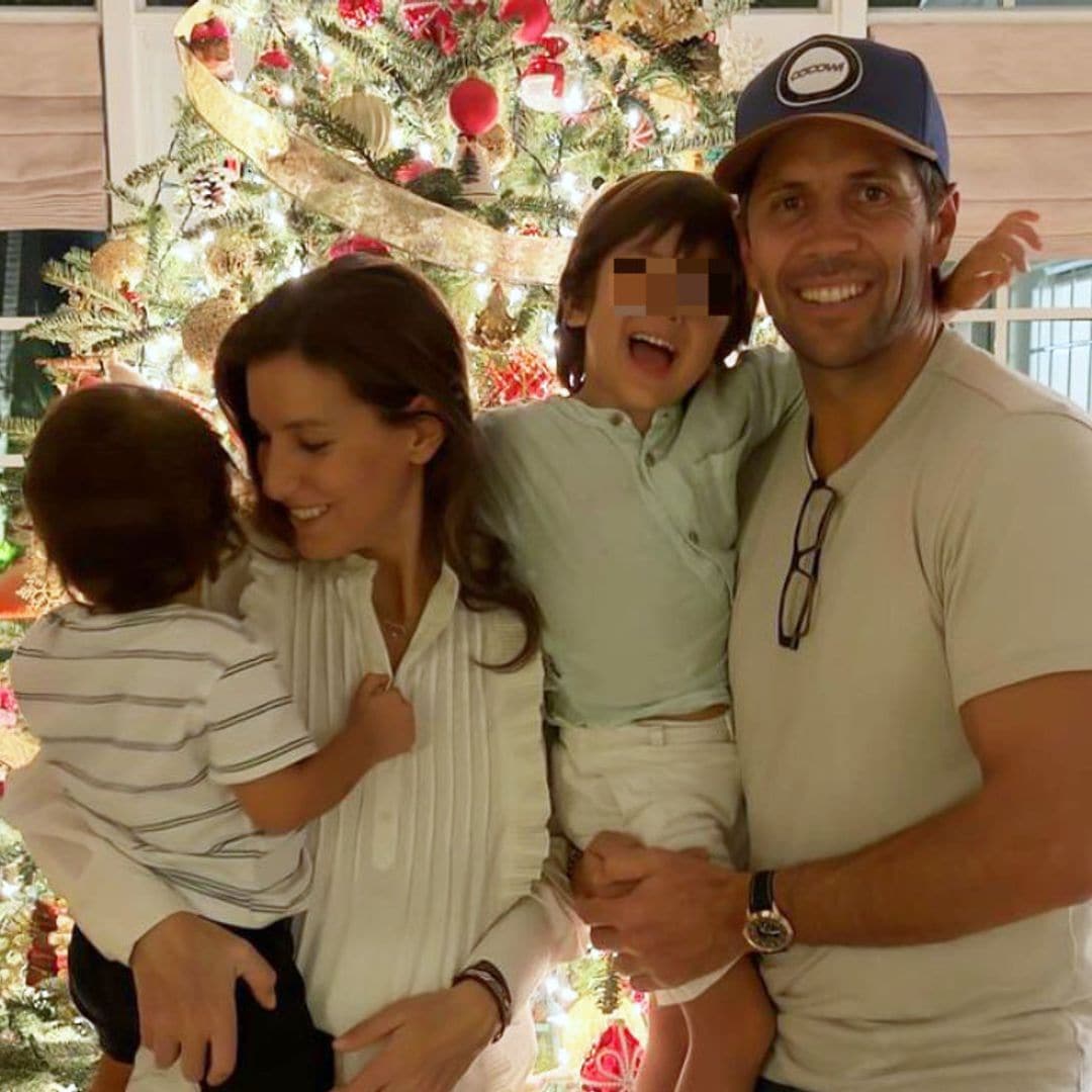 La emoción de los hijos de Ana Boyer abriendo regalos durante su Navidad familiar en Miami