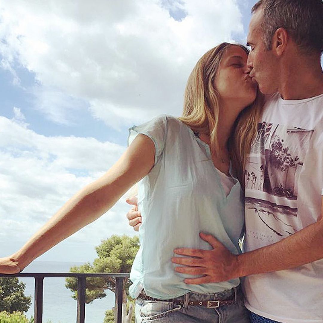 Martina Klein y Alex Corretja anuncian que van a ser padres