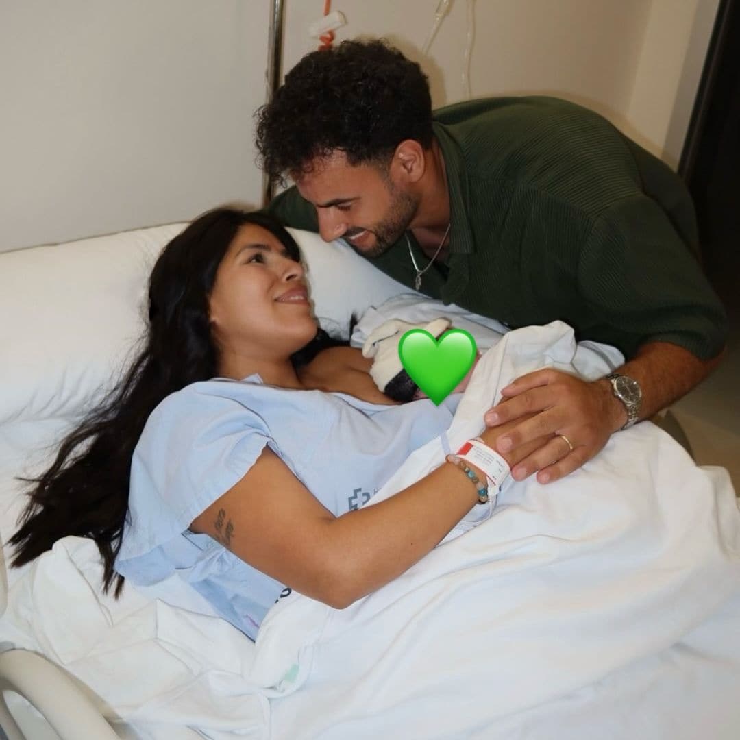 Isa Pantoja da la bienvenida a su segundo hijo: "Acabas de llegar y ya te queremos con locura"